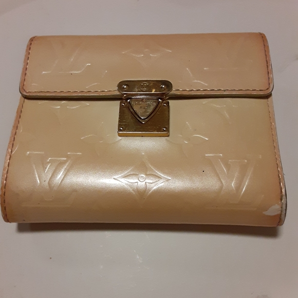 Louis Vuitton Handbags - Louis Vuitton  Paris Wallet